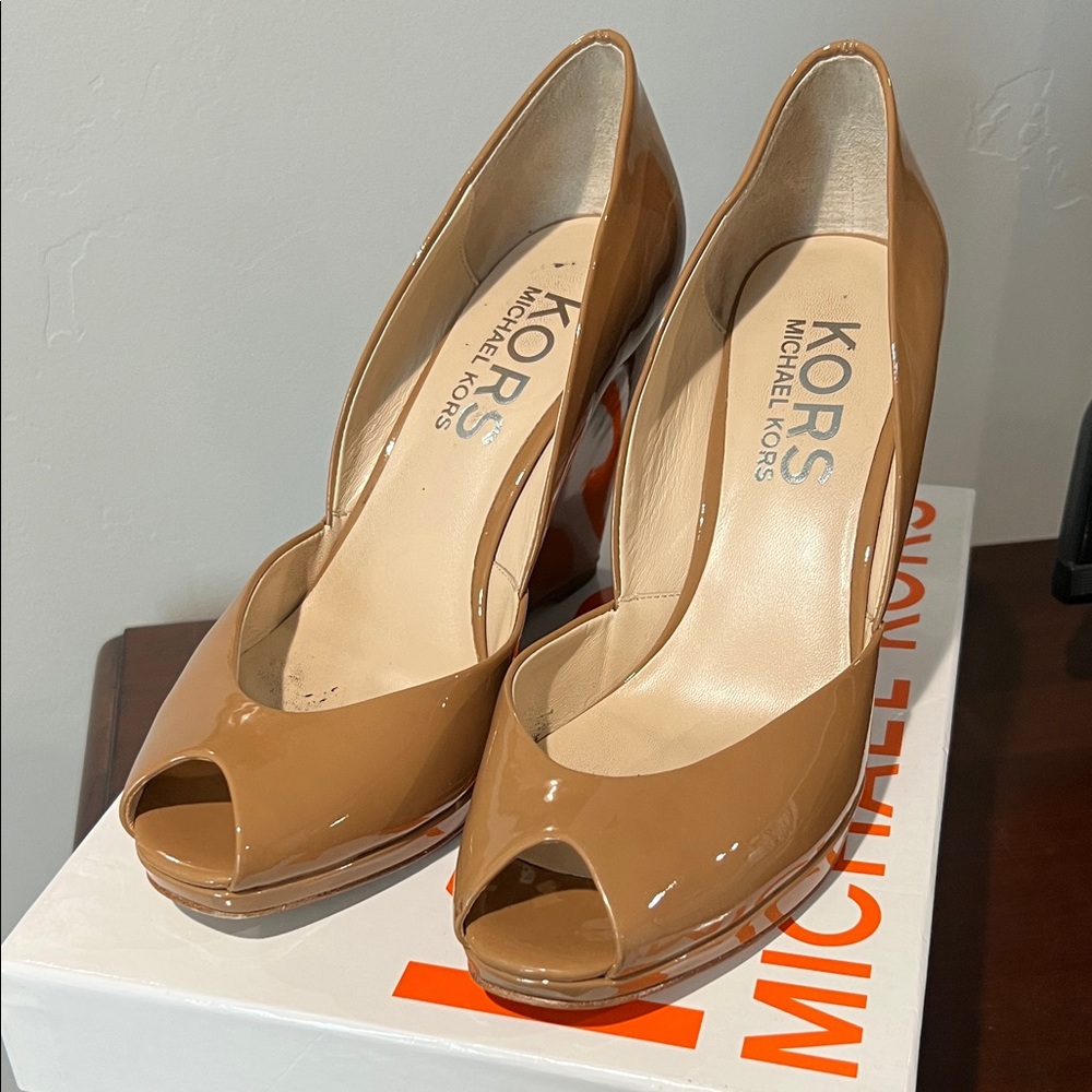 Michael Kors Brown Peep Toe Heels